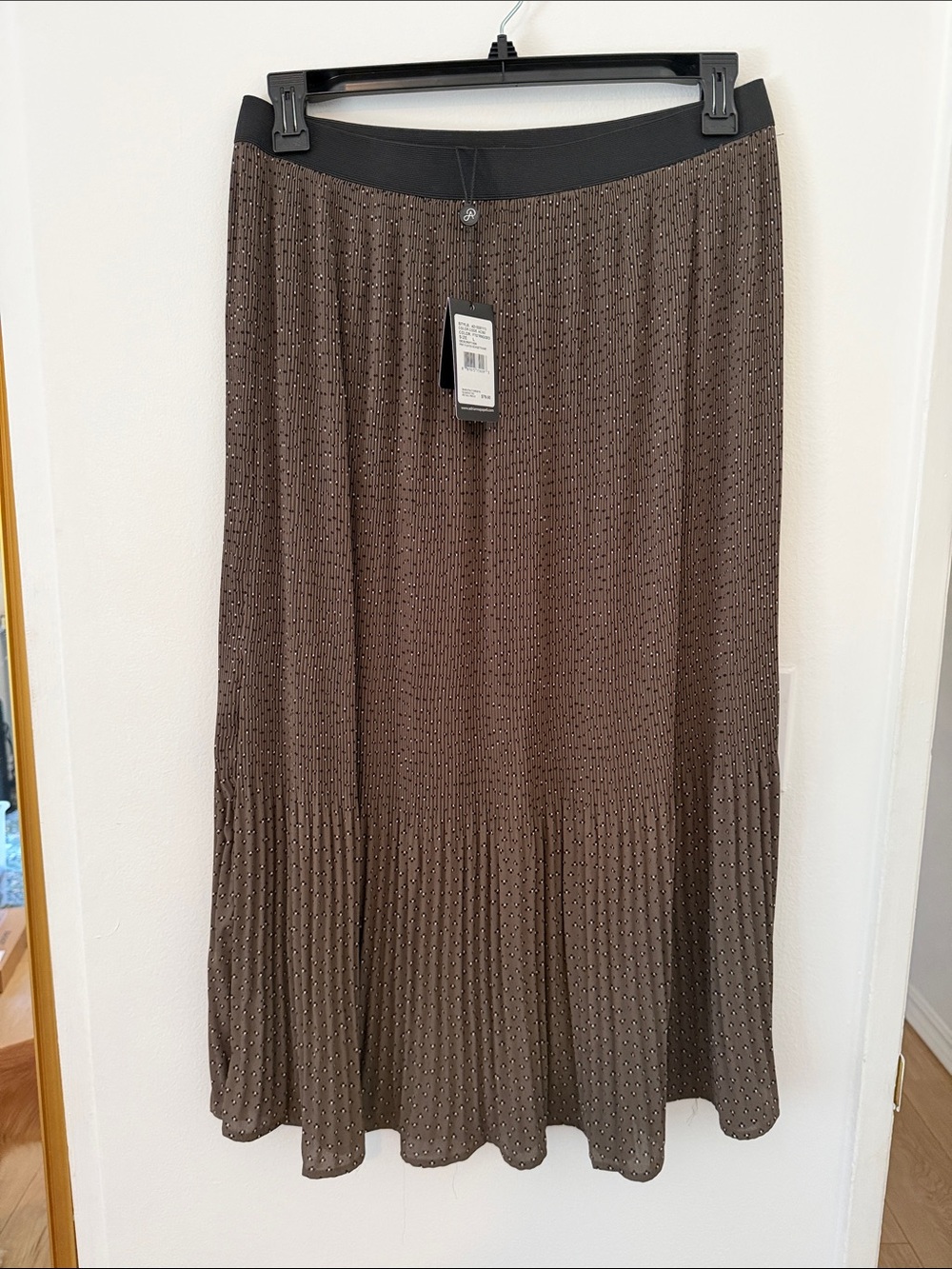 Army Green Textured Midi Skirt with Elastic Waist